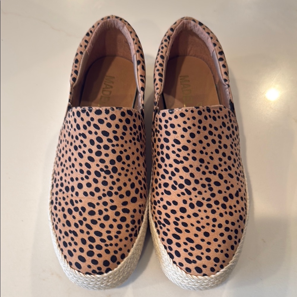 Leopard Print Slip-On Shoes